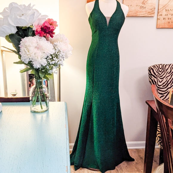 Emerald Green "Dazzling Emerald City" Mermaid Gown - Picture 8 of 8